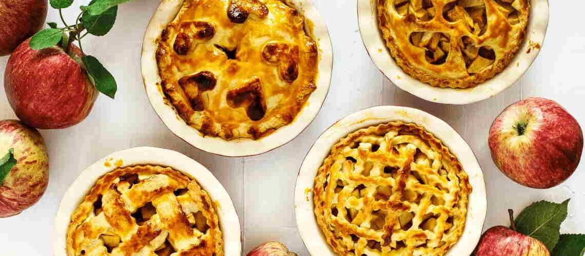 пироги с яблоками