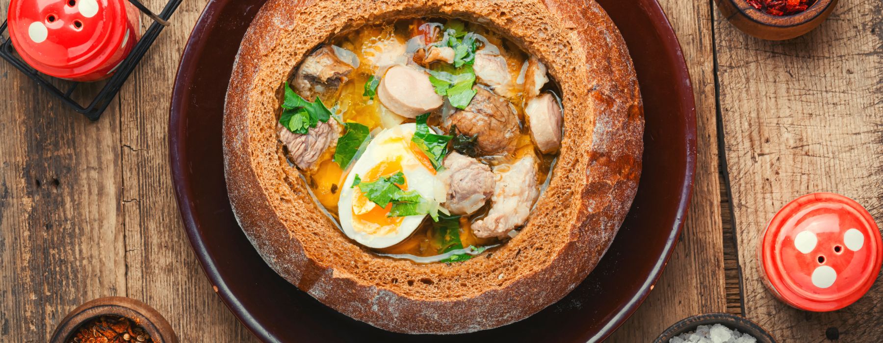 польский суп Журек в хлебе