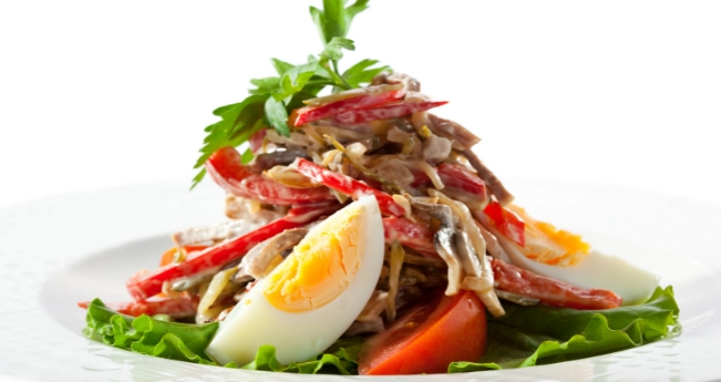 Салат с языком салат с языком, грибами и яйцом
