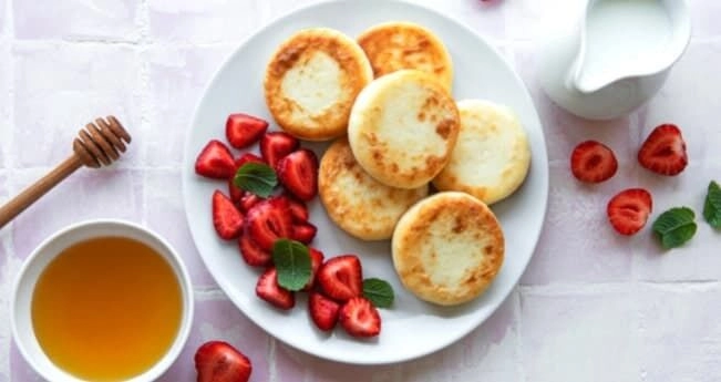 Сирники в мультиварці сирники в мультиварці