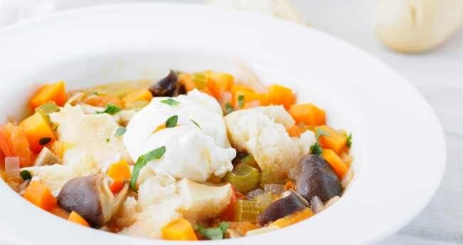 Итальянский суп с яйцом пашот итальянский овощной суп