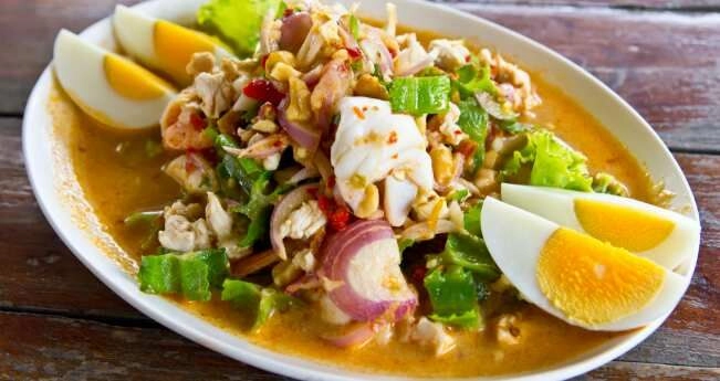 салат с морепродуктами