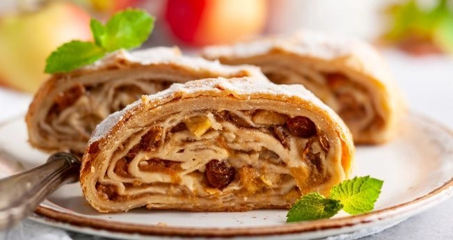 Штрудель с яблоками Яблочный штрудель