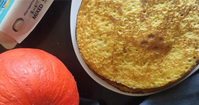 Осенний рецепт медовых блинов из тыквы Осенний рецепт медовых блинов из тыквы